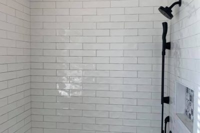 subway-tile-shower-with-inset